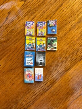 Mini brand Books